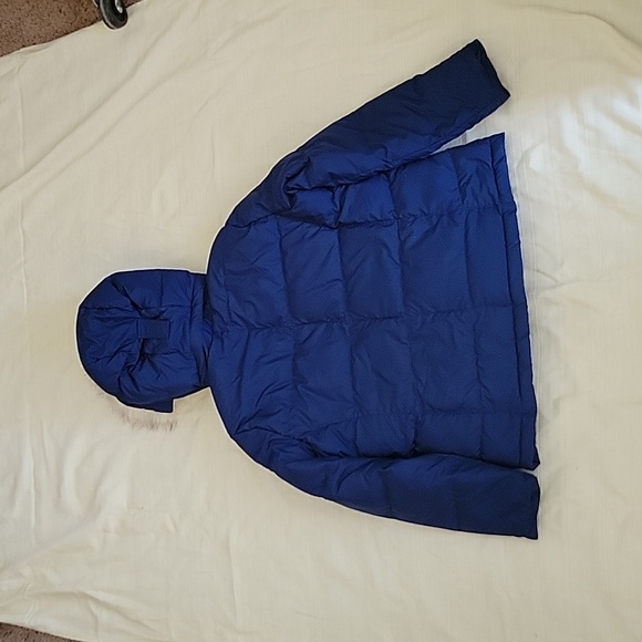 L.L. Bean Navy Blue Fuzzy Lined Winter Puffer Coat - Picture 7 of 7